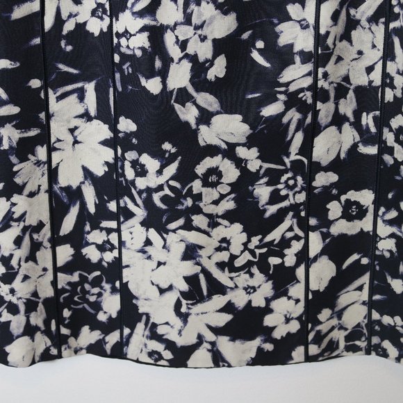 Lafayette 148 Evelyn Navy White Floral Dress Size 8 Sleeveless - Picture 5 of 10